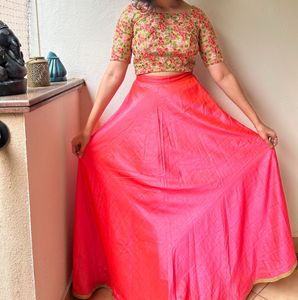 Elegant Silk-Blend Pink Lehenga & Designer Bac