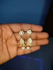 Traditional Crystal Stud Earrings