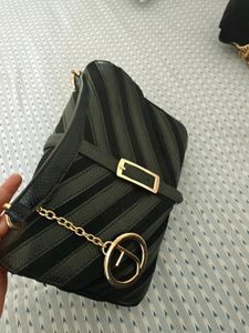 Price Drop!! Tresmode Black Handheld Bag.