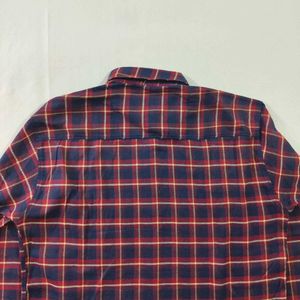 Ucb Shirt | Chest 42 | Authentic