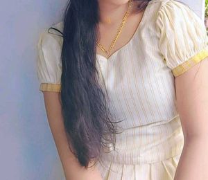 Kerala Pattupavada Set