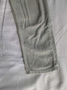 Khaki Boyfriend Jeans