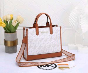 Micheal Kors Handbags