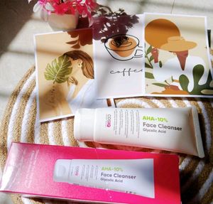Cos IQ Branded New Face Cleanser