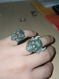 set of 2 animal face rings