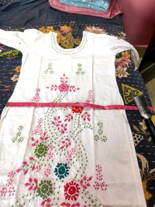 White Beautiful Cotton With Wonderfull Kadha