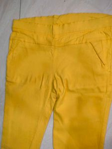🎀Yellow Trouser Cum Jegging🎀