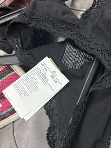 H&amp;M LACE TRIMMED THONG BRIEF