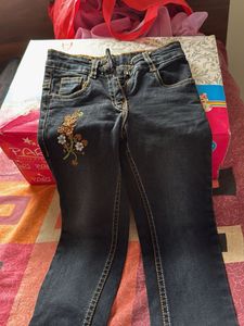 Girl Jeans 3-4 Yrs