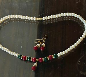 Pearl Necklace &amp; Earring Set