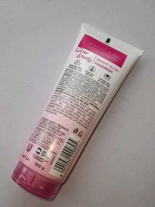 Glow &amp; Lovely Facewash