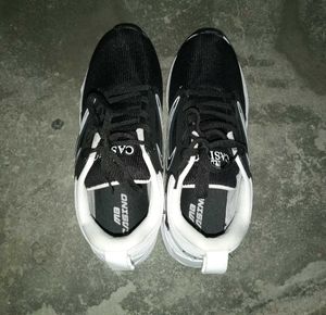 Stylish Black &amp; White Sneakers
