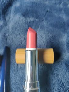 Combo-SoNaturals Pink And Red Lipsticks, Eyeliner