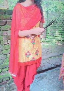 Very Beautiful Patiala Punjabii Suit