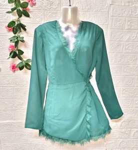 Size Extra S/S Green Lace Wrap Jumpsuit 🎁🎉 Offer