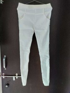 White Stretchable Leggings