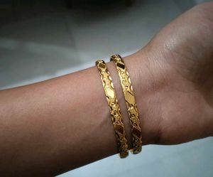 3 Pairs Sparkling Gold Bangles - Set of Two