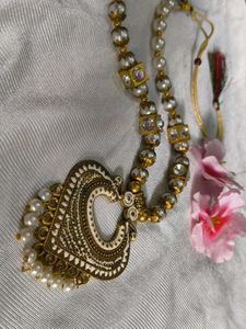 Pearl &amp; Gold Necklace