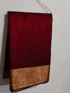 Elegant Maroon Saree (women's)