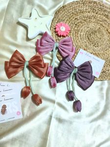 Tulip Bow Clip