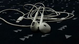 Apple Earphone