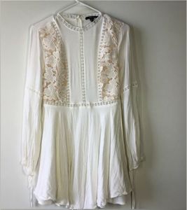 Forever 21 Floral Lace Knit Mini Dress