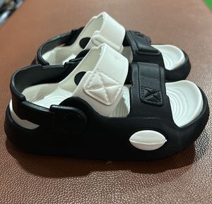 Kids Black &amp; White Sandals