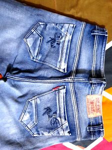 👖Stunning Blue Jeans For Men,For ₹100/- Only