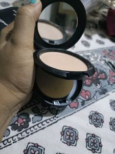 MAC Studio Fix Foundation