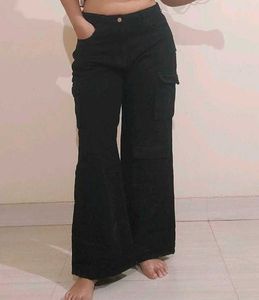 Black Wide High Cargo Jeans