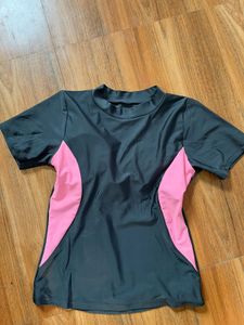Gym Sweatproof Padded Top 🥰