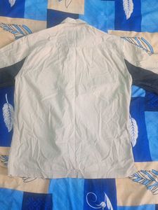 Men&#39;s Button-Down Shirt