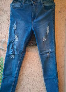 Ripped High-Waisted Skinny Jeans