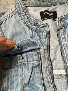 Denim Vest - Trendy!