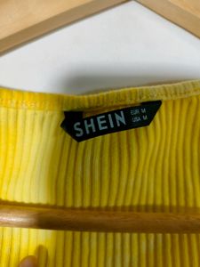 Light Yellow Tops (Women&#39;s)