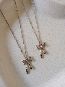 Pinterest Bow Necklace