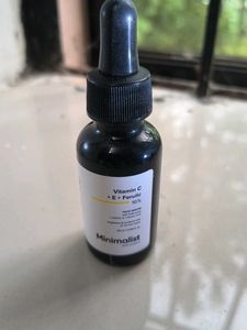 Minimalist Vitamin C Face Serum