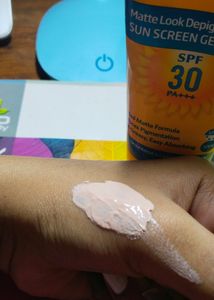 Only VLCC Matte Look SPF 30 PA ++
