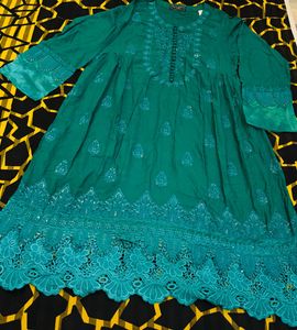 Elegant Green Embroidered Kurta Original Gul Warun
