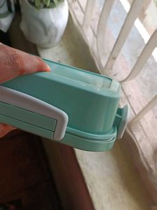 3 Compatment Luch Box