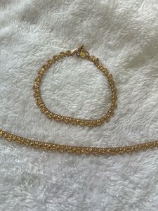 Beautiful Golden Anklets
