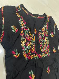 *Sale* Black Short Chikankari Kurti