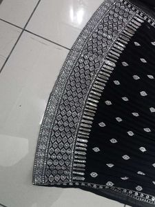 Beautiful Naira Cut Z Black Suit