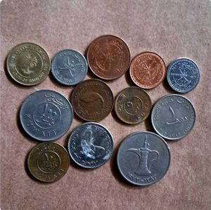 100 Coins: Foreign &amp; Tokens