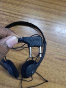 Qatar Airways Oryx Entertainment Airline Headphone