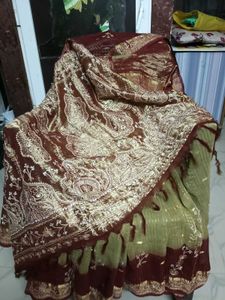 GentlyUsed Burgundy&amp;GoldEmbroidered Saree WithBlou