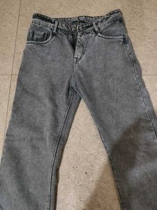Trendy Grey Acid Wash Jeans