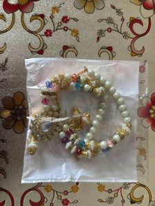 Pearl Necklace-Look Elegant At Garba Night