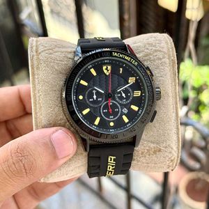 SCUDERIA FERRARI MENS BLACK SPORTS PREMIUM WATCH