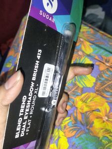 SUGAR Dual Eyeshadow Brush